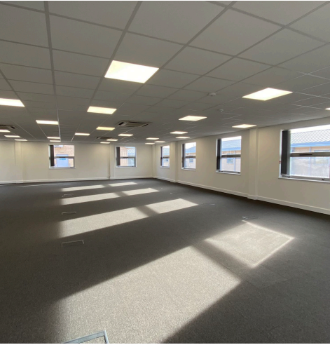 Solihull Pky, Birmingham for lease Interior Photo- Image 1 of 4