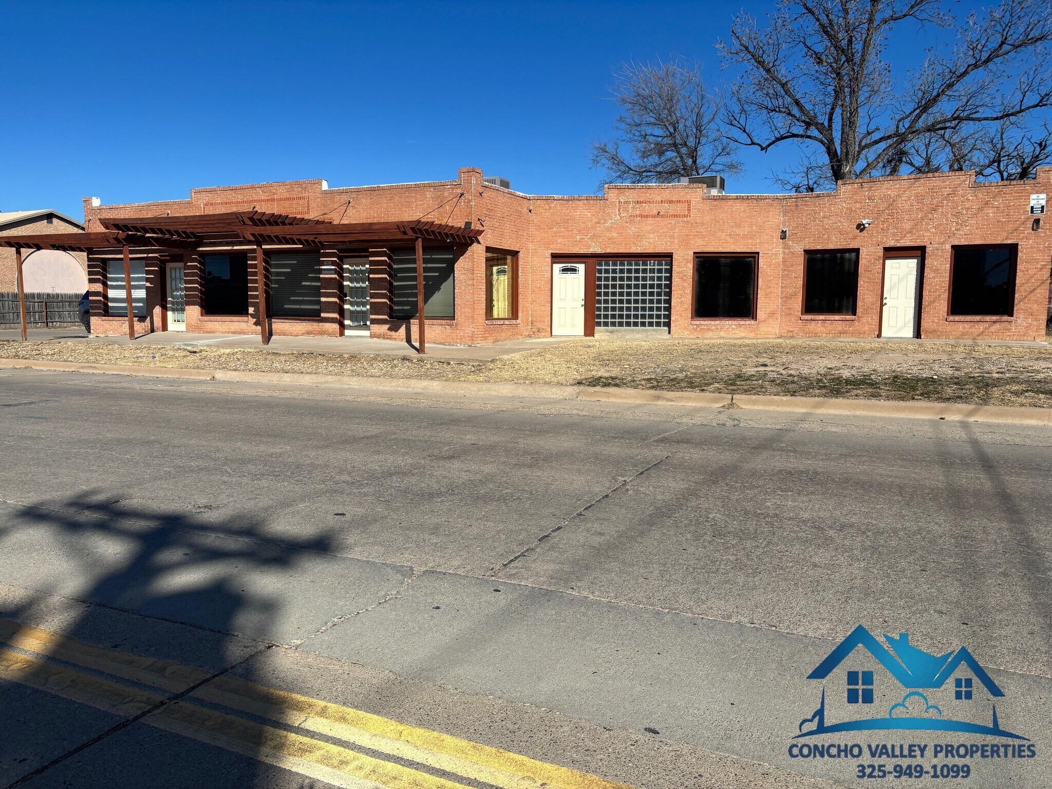 324 E Harris St, San Angelo, TX for lease Building Photo- Image 1 of 6