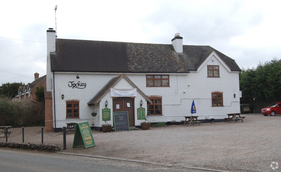 Baughton, Earls Croome for lease - Building Photo - Image 2 of 2