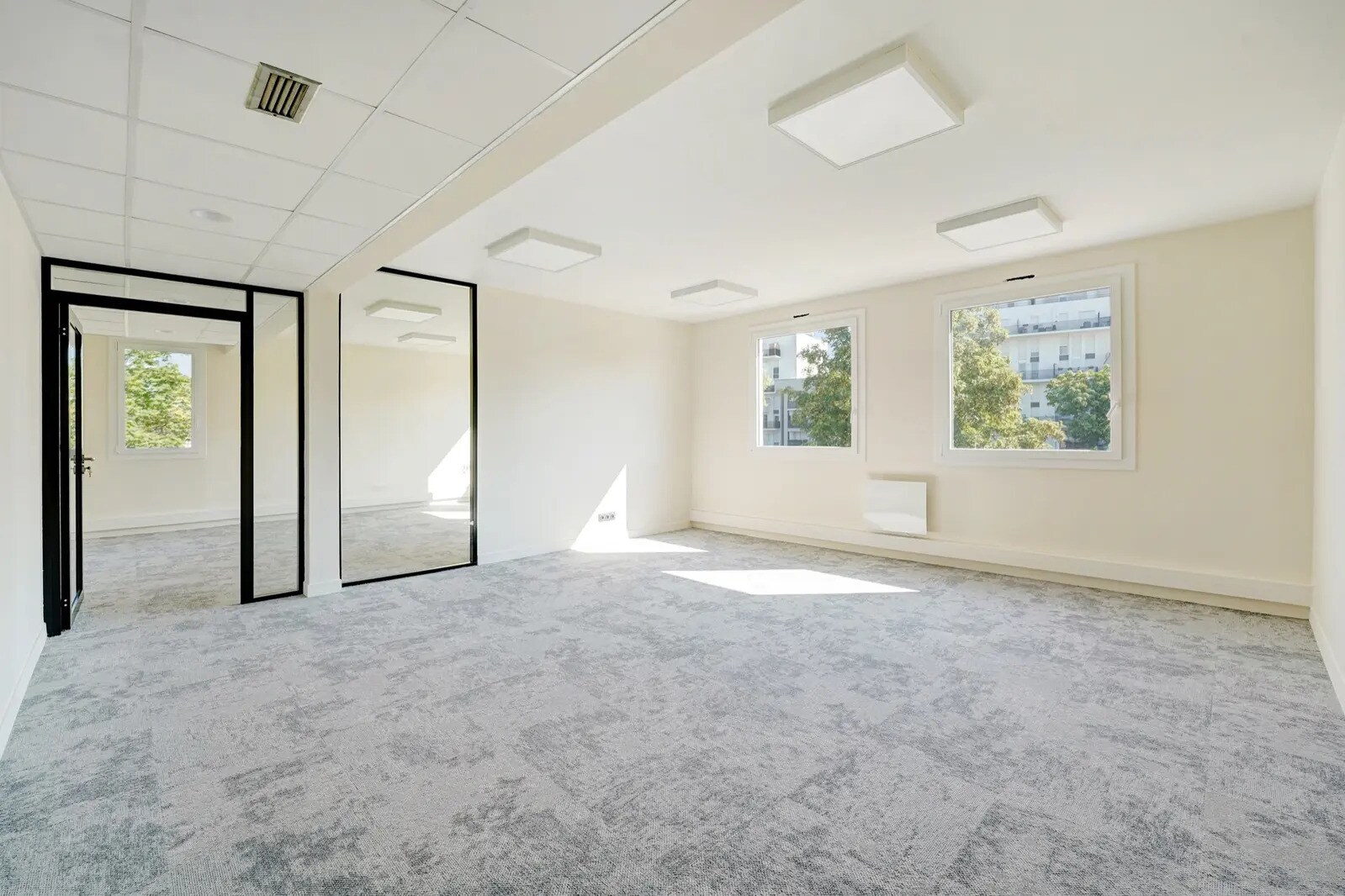 Bureau dans Cergy à louer Photo principale- Image 1 de 7