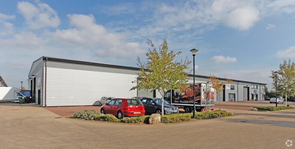 Sabre Way, Peterborough for lease - Building Photo - Image 1 of 4