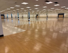 16051 S Dixie Hwy, Miami, FL à louer Photo intérieure- Image 1 de 4