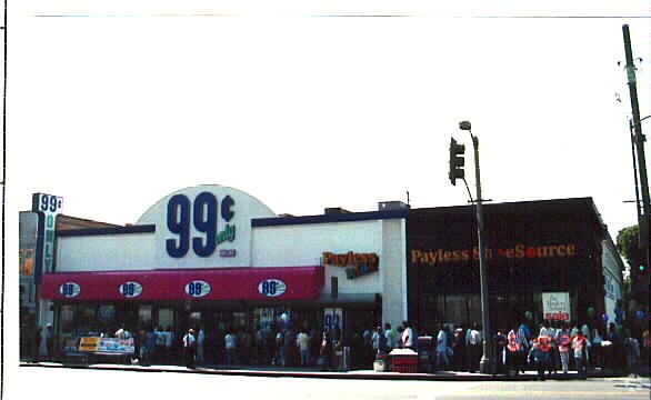 2606 N Broadway, Los Angeles, CA à louer - Photo du bâtiment - Image 3 de 4