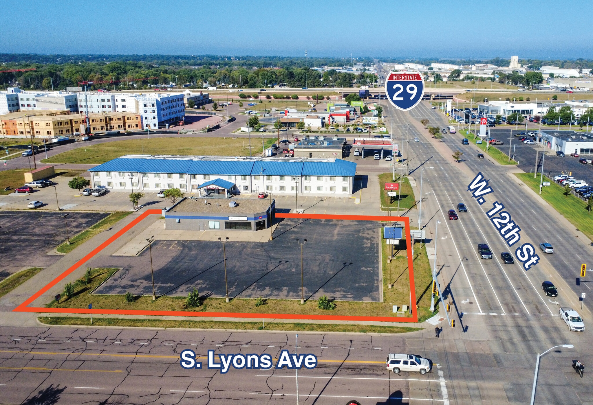 4201 W 12th St, Sioux Falls, SD for lease Primary Photo- Image 1 of 21