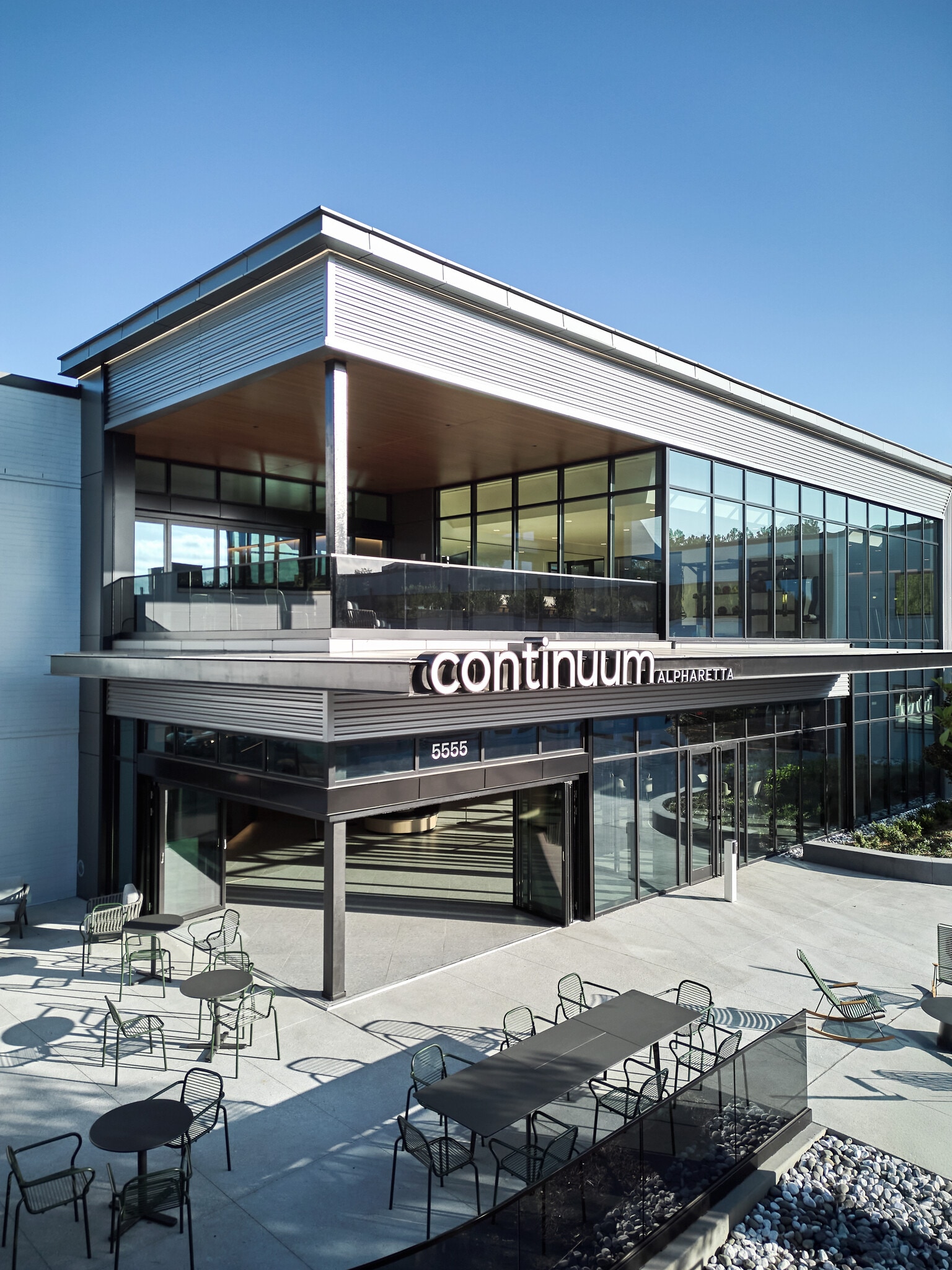 5555 Windward Pky W, Alpharetta, GA à louer Photo du bâtiment- Image 1 de 14