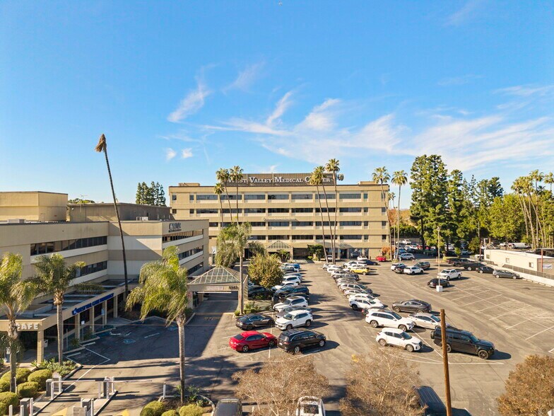 5353-5363 Balboa Blvd, Encino, CA à louer - Photo du bâtiment - Image 2 de 21