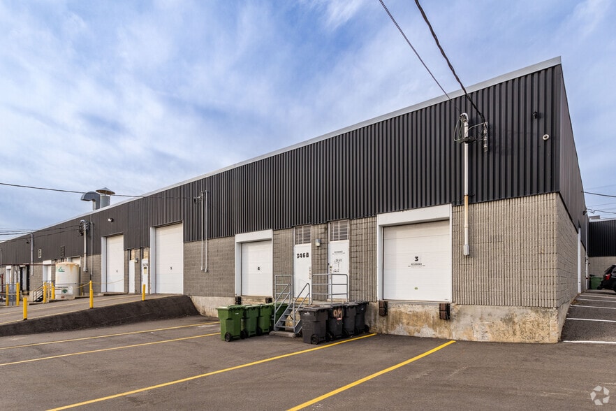 3450-3560 Boul Poirier, Montréal, QC for lease - Building Photo - Image 2 of 5