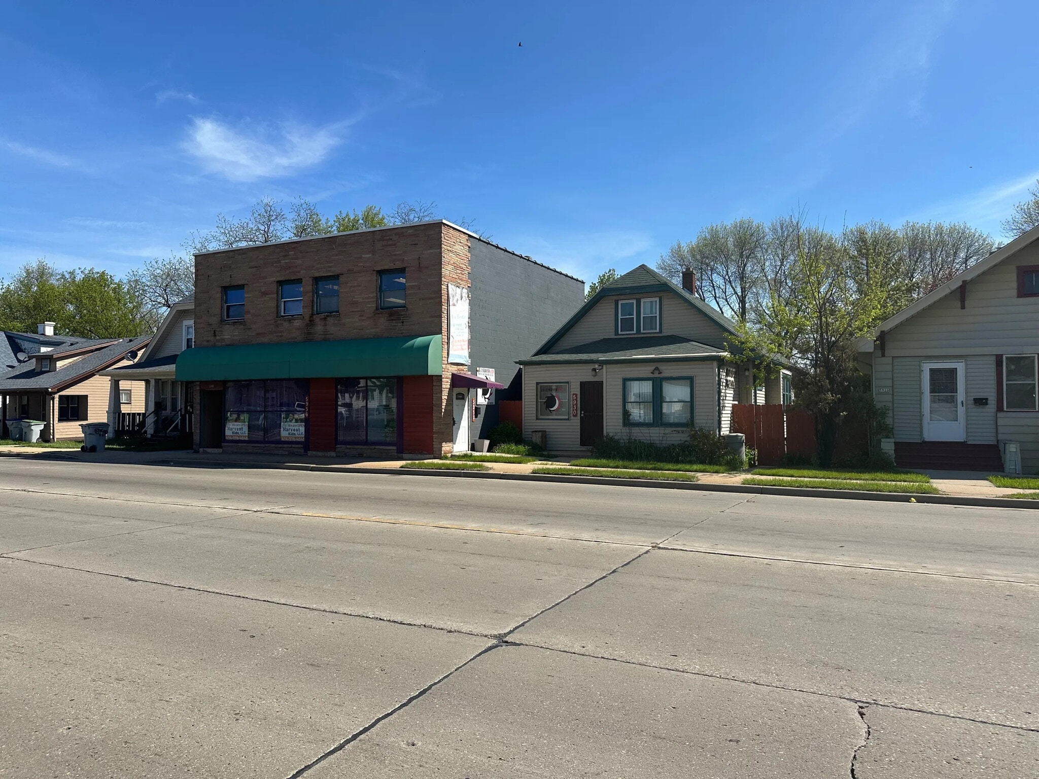 5930-5934 W Appleton Ave, Milwaukee, WI for sale Primary Photo- Image 1 of 19