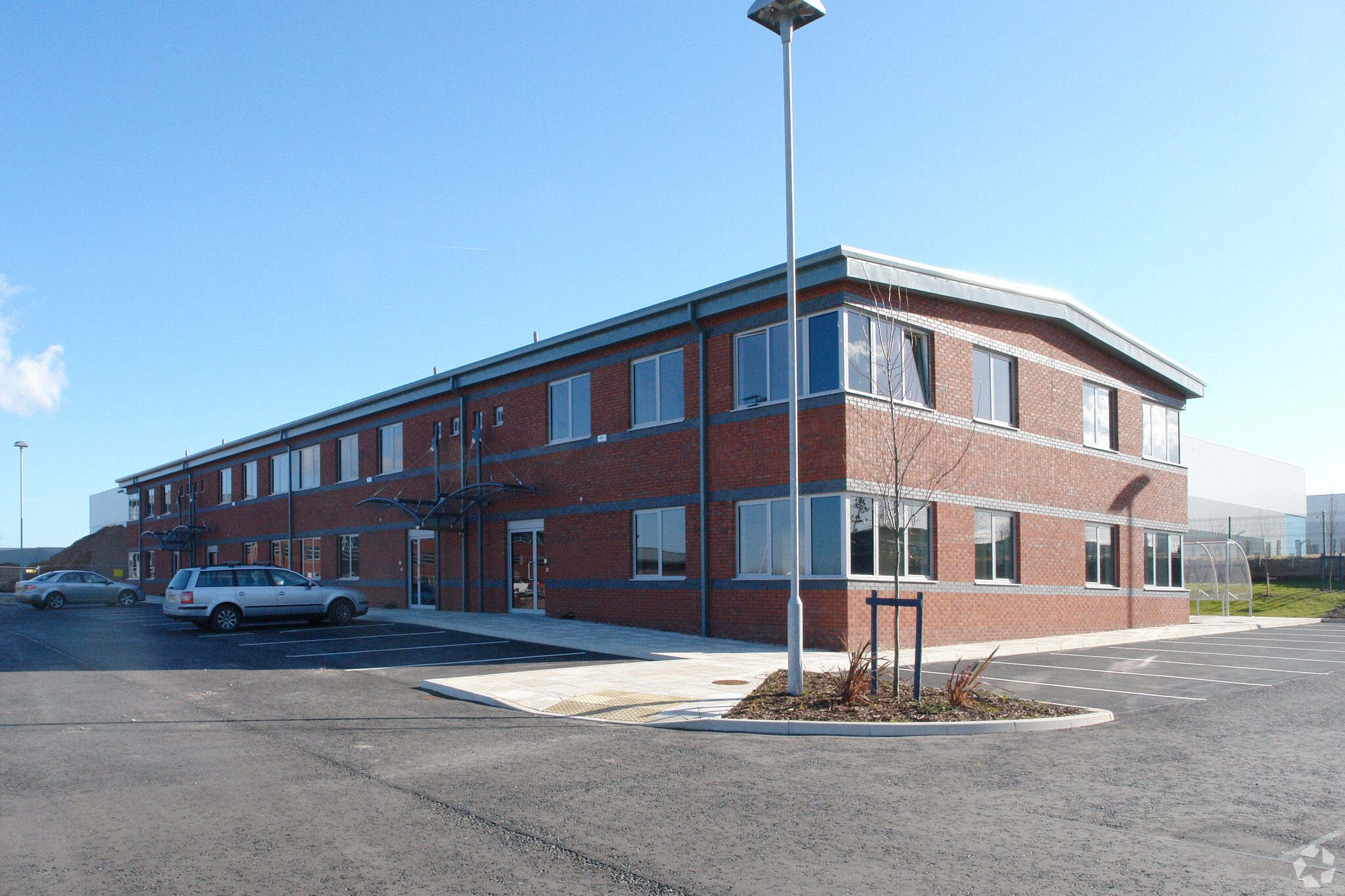 North Rd, Ellesmere Port for lease Primary Photo- Image 1 of 5