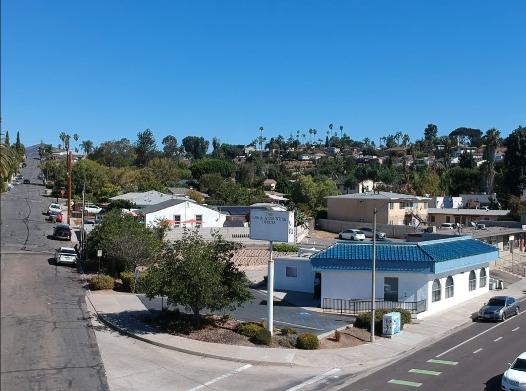 7700 University Ave, La Mesa, CA à vendre Photo du bâtiment- Image 1 de 1