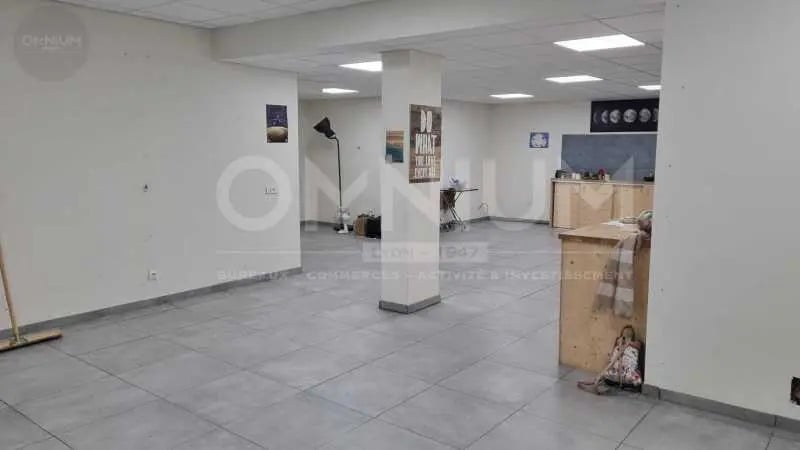 Commerce de détail dans Lyon à louer - Photo intérieure - Image 2 de 5