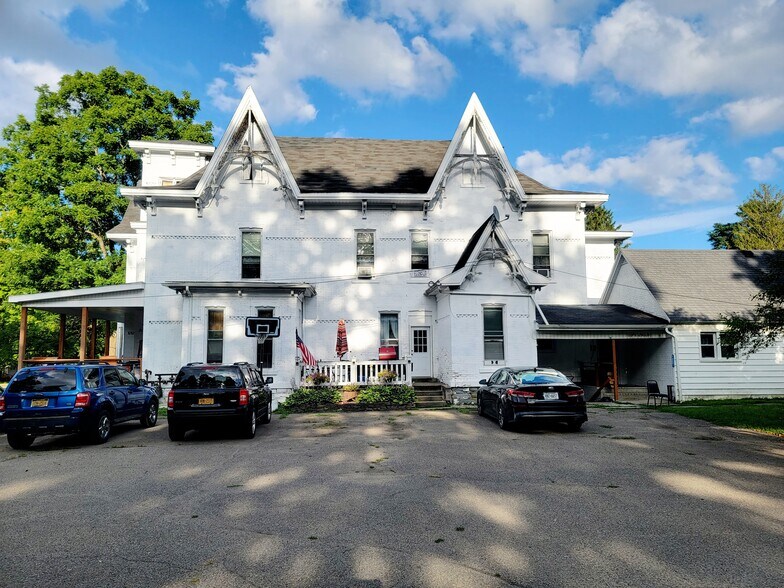 19 Center St, Randolph, NY à vendre - Photo du bâtiment - Image 2 de 7