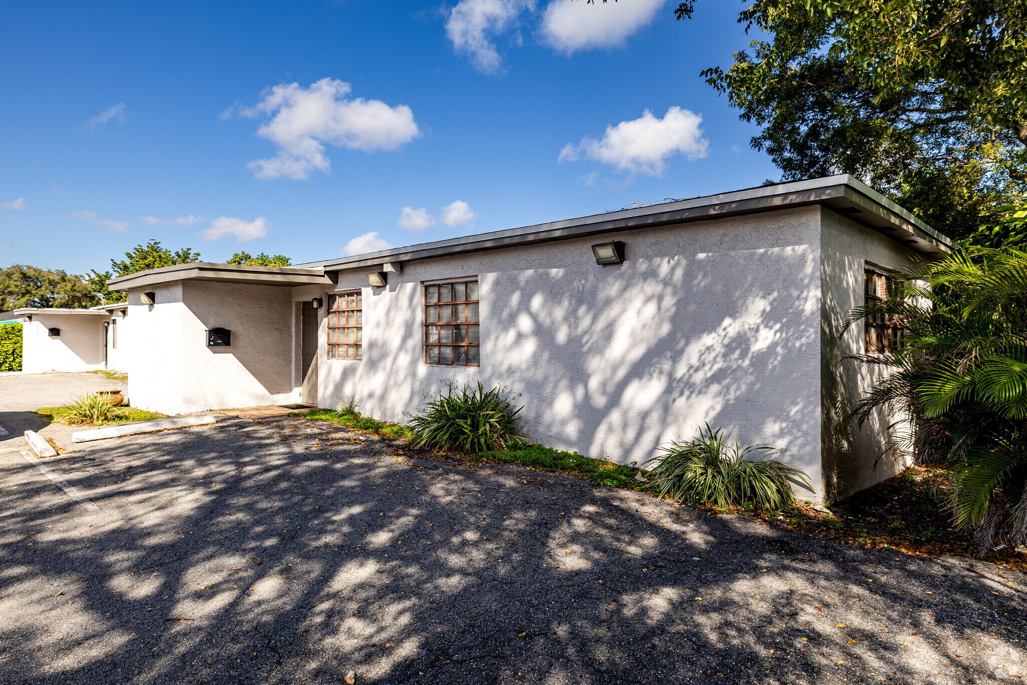 16801 NE 6th Ave, Miami, FL for sale Primary Photo- Image 1 of 7
