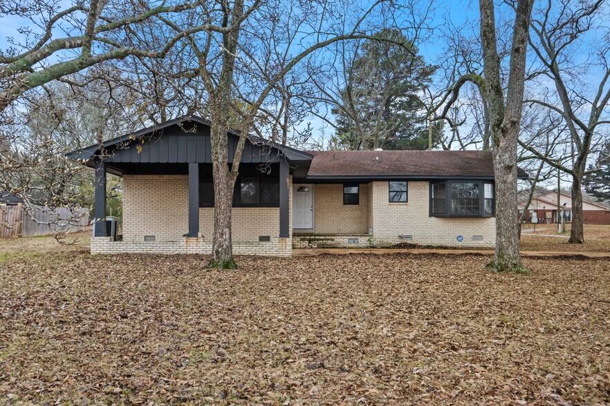 1306 N Lemon St, Beebe, AR à vendre - Photo du bâtiment - Image 2 de 13