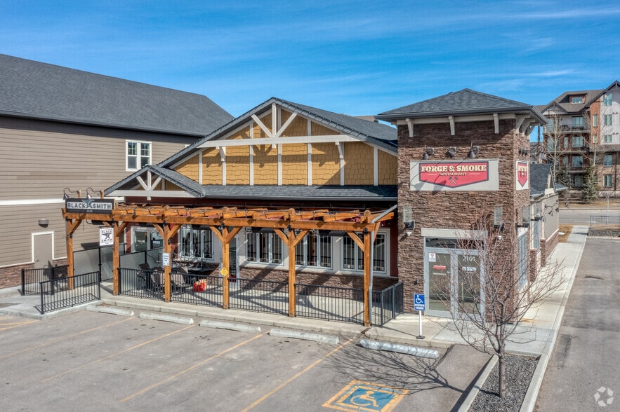 101 Sunset Dr, Cochrane, AB for sale - Building Photo - Image 2 of 11