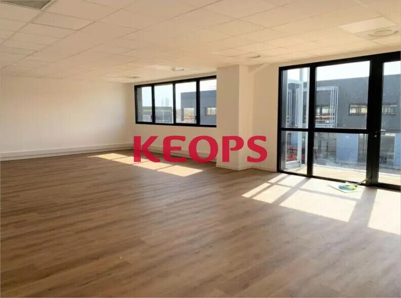 Flex dans Fenouillet à louer - Photo du bâtiment - Image 2 de 10