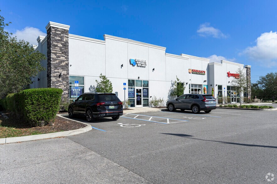 5890 State Highway 100, Palm Coast, FL à louer - Photo principale - Image 1 de 10