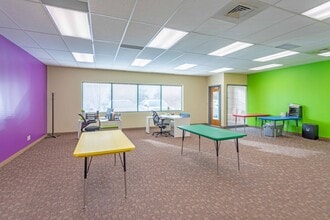1260-1274 Helmo Ave N, Oakdale, MN for lease Interior Photo- Image 2 of 5