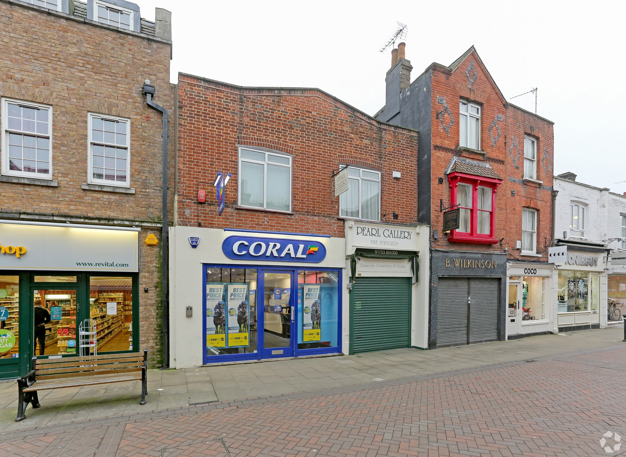 64-64A Peascod St, Windsor for lease Primary Photo- Image 1 of 3