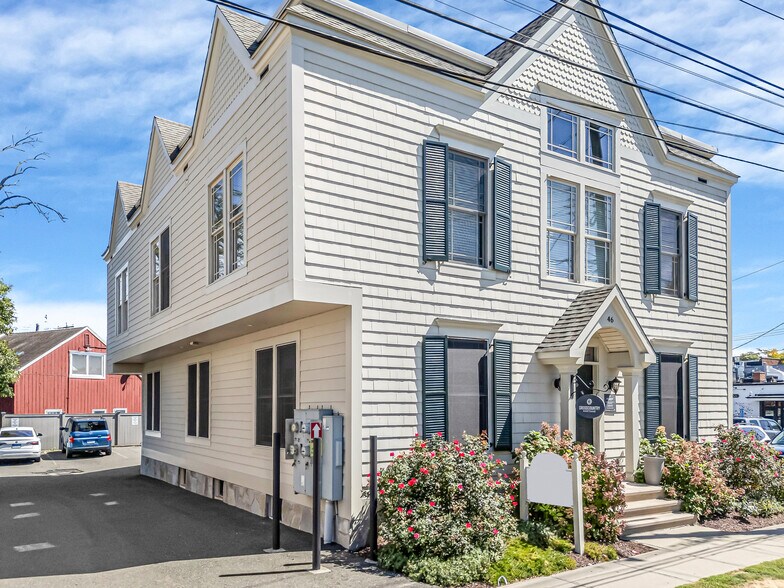 42 Miller St, Fairfield, CT à louer - Photo du bâtiment - Image 2 de 11