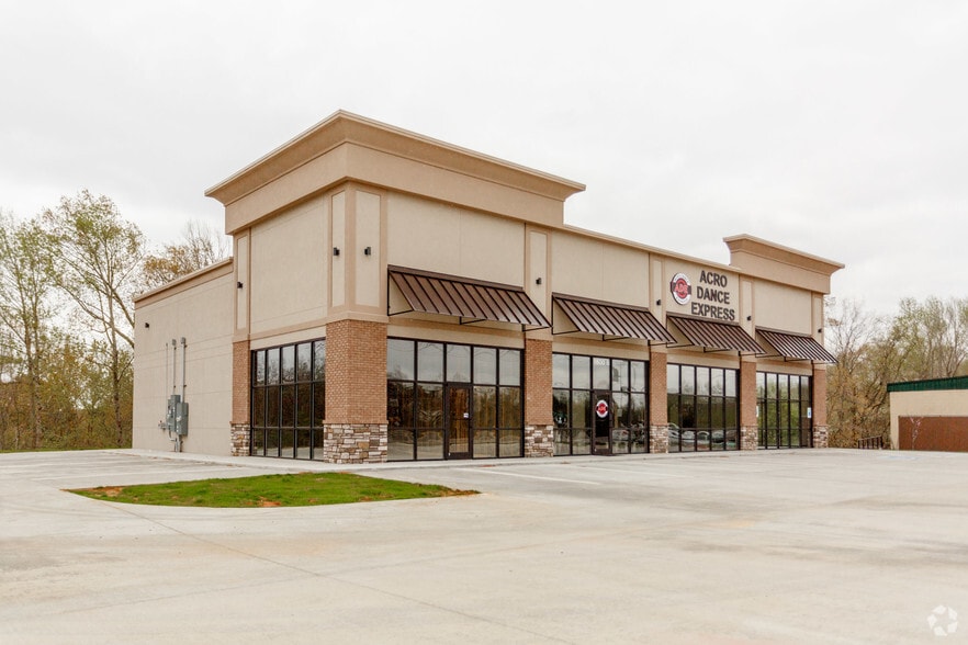 2500 Highway 41A Byp, Clarksville, TN for sale - Primary Photo - Image 1 of 5