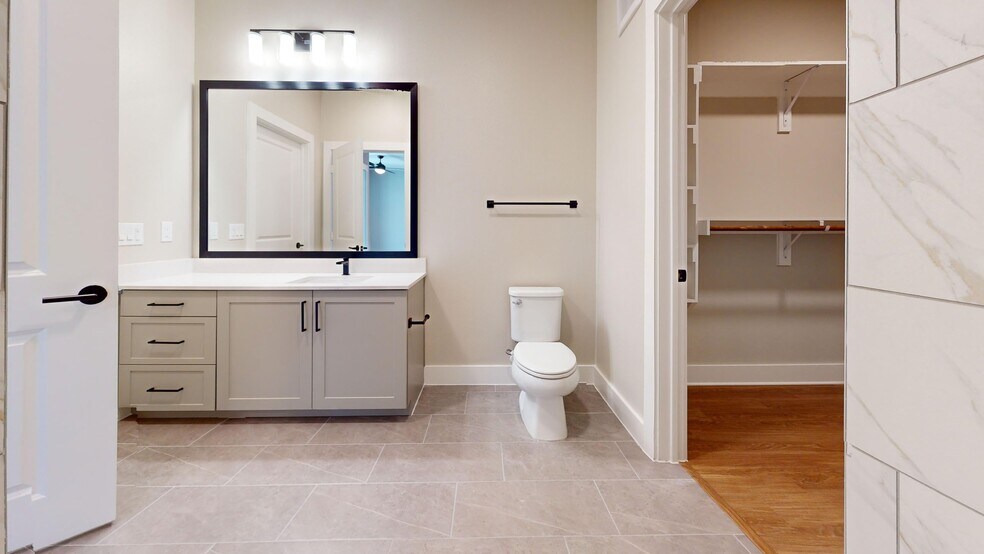 2300 Aldrich St, Austin, TX à vendre - Photo du bâtiment - Image 2 de 48