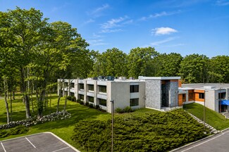 Plus de détails pour 183 Providence New London Tpke, North Stonington, CT - Bureau, Bureau/Médical à louer