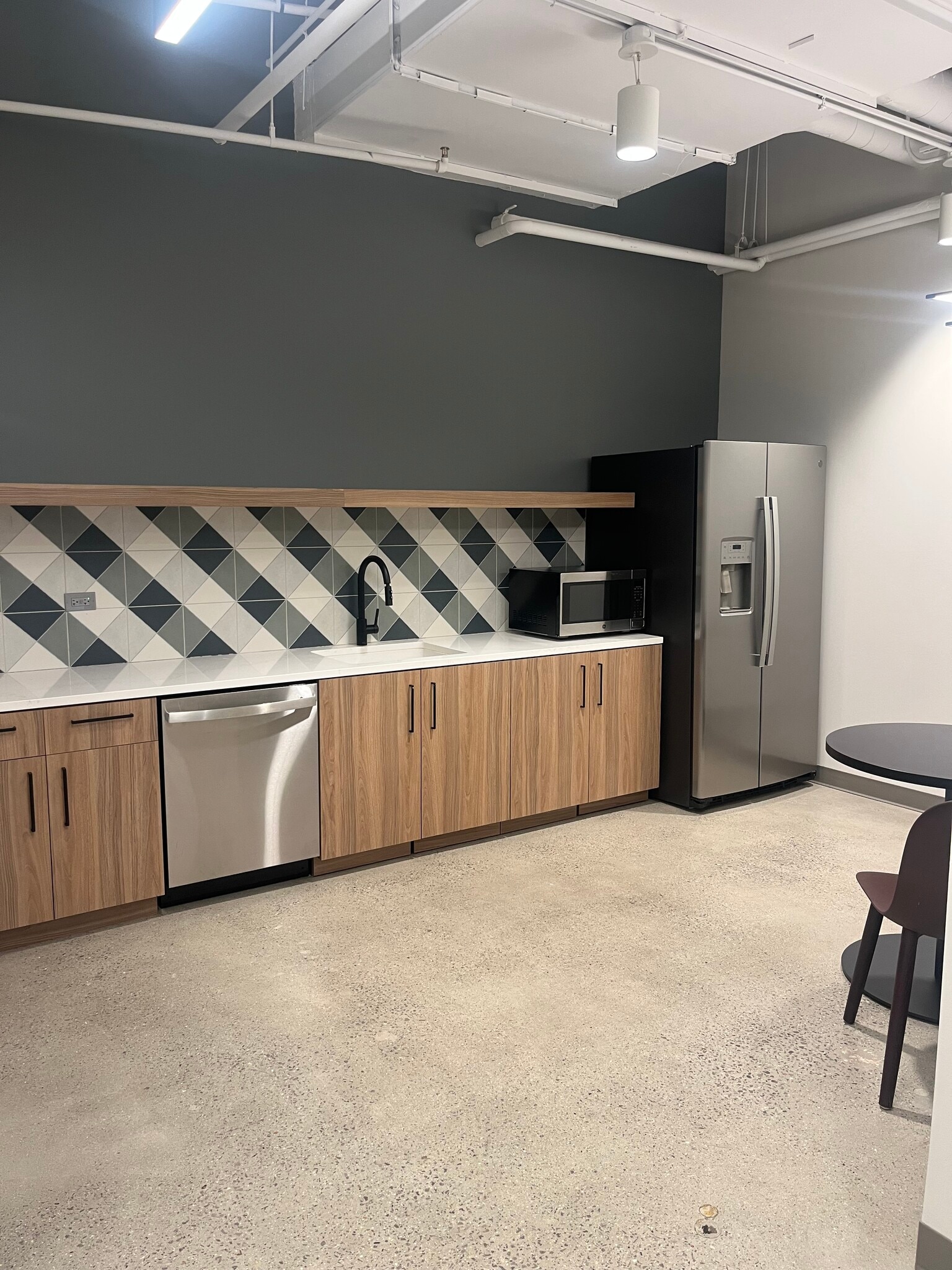 190 S La Salle St, Chicago, IL for lease Building Photo- Image 1 of 3