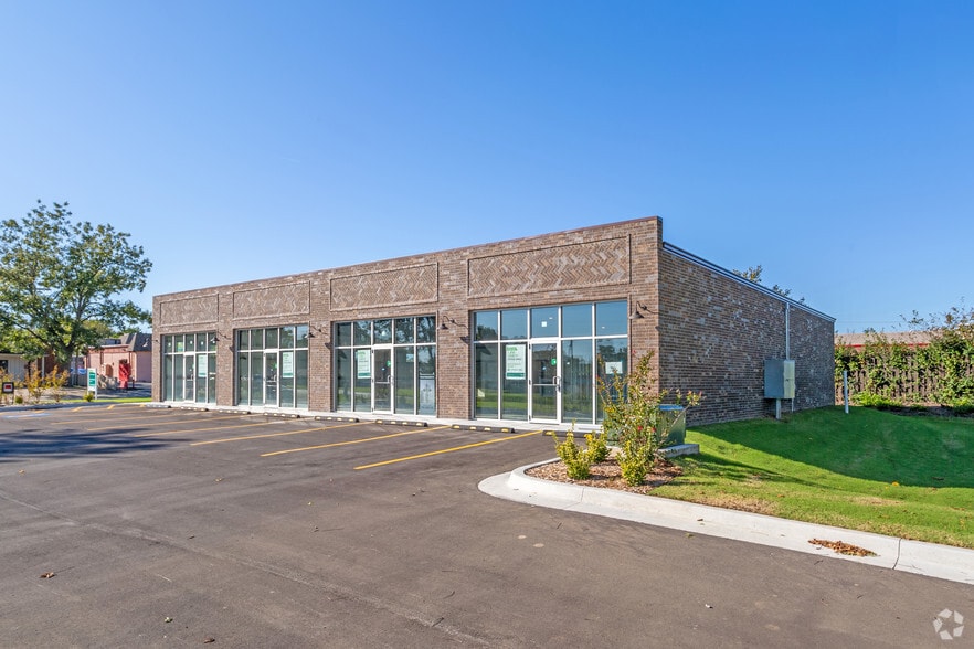 524 W Iola St, Broken Arrow, OK for sale - Building Photo - Image 3 of 4