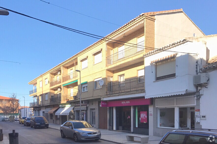 Calle General Mola 3, Polán, Toledo à vendre - Photo du bâtiment - Image 2 de 2