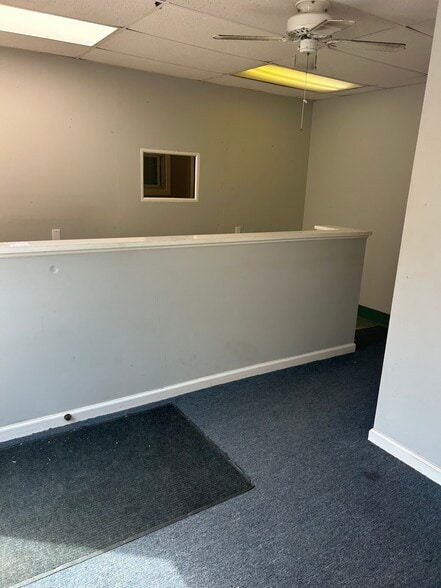 421 Fifth Ave, Pelham, NY for lease - Building Photo - Image 3 of 21