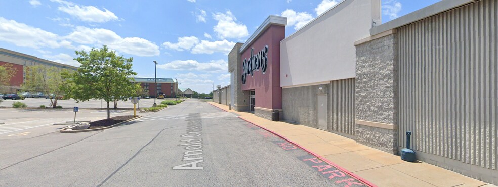 221-237 Arnold Crossroads Ctr, Arnold, MO for lease - Building Photo - Image 2 of 6