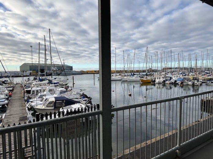 275-281 Albion St, Southwick à louer - Photo du bâtiment - Image 1 de 3