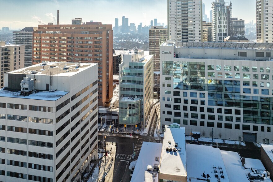 65 St Clair Ave E, Toronto, ON for lease - Aerial - Image 1 of 2