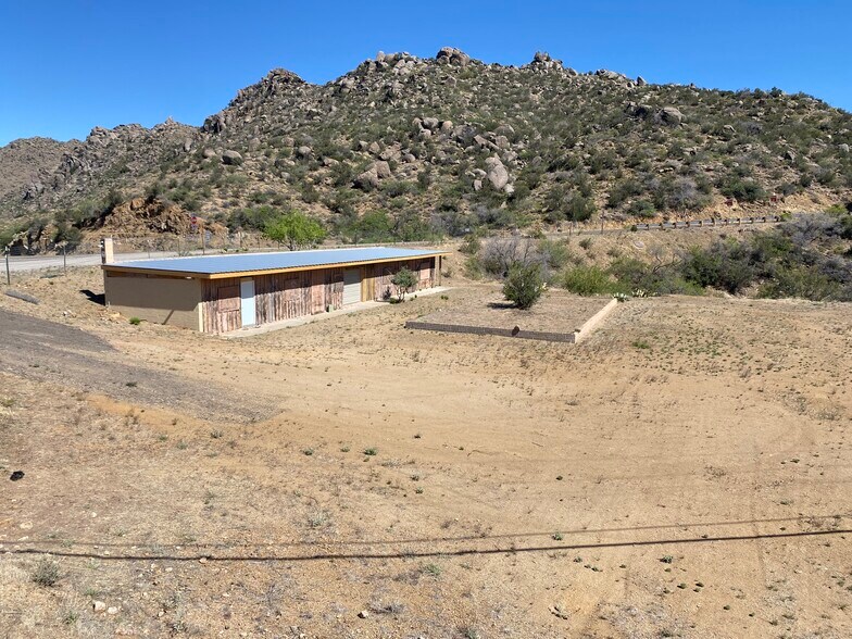 0 White Spar Hwy, Yarnell, AZ à louer - Photo du bâtiment - Image 3 de 4