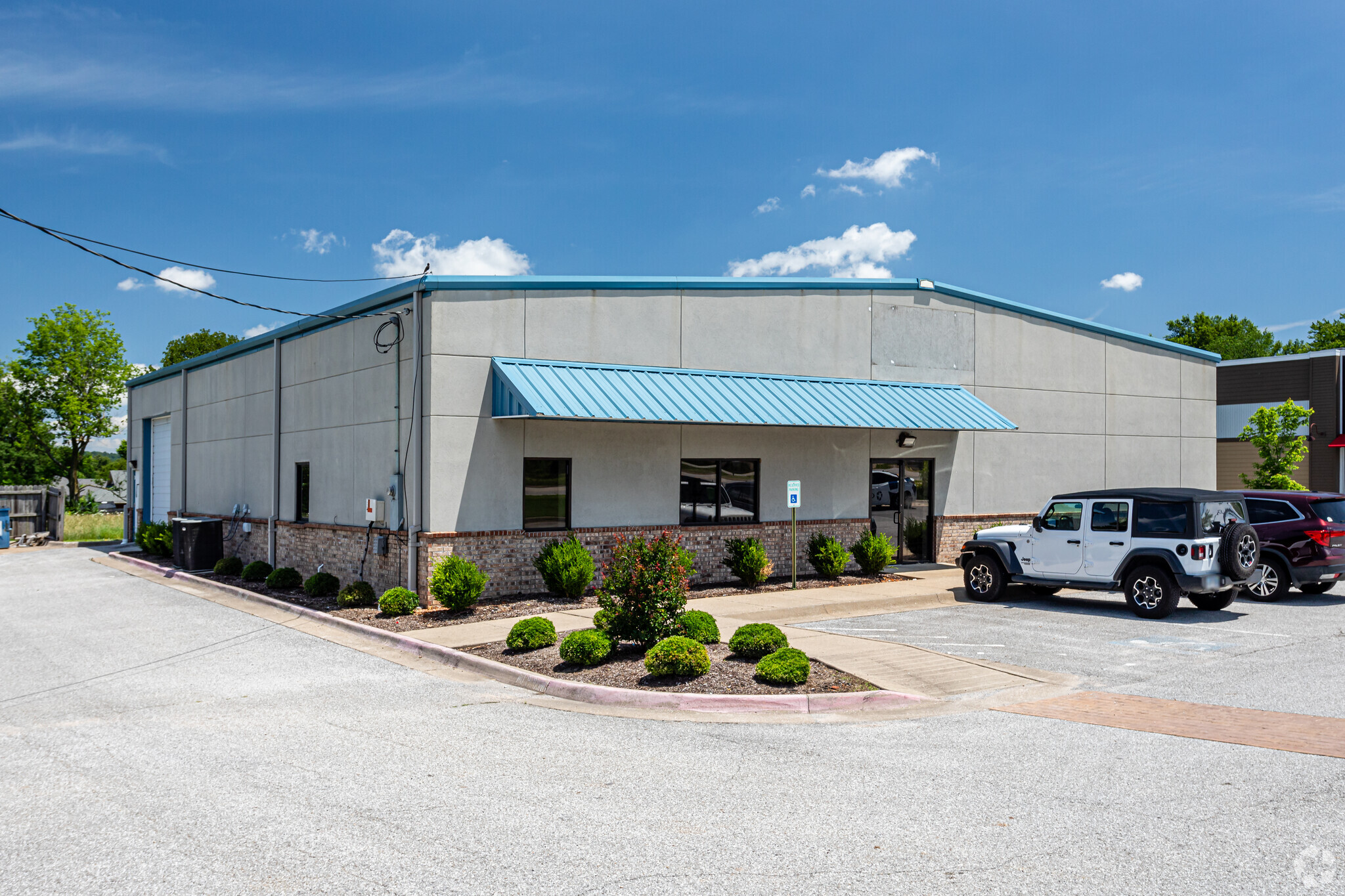 2324 E Robinson Ave, Springdale, AR for sale Building Photo- Image 1 of 1