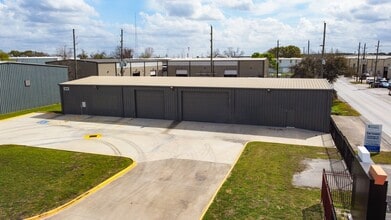 5850 Cunningham Rd, Houston, TX à louer Photo du bâtiment- Image 2 de 11