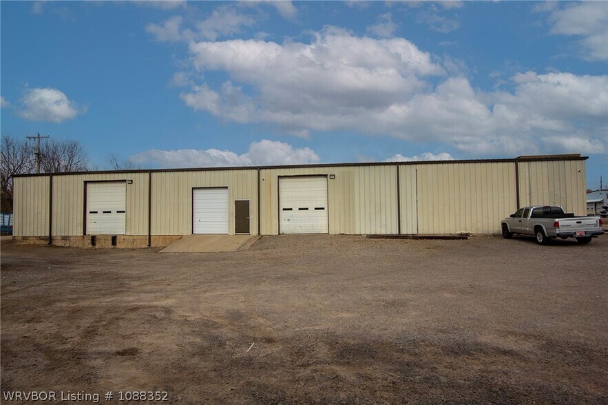 4506 S 16th St, Fort Smith, AR à vendre - Photo du bâtiment - Image 3 de 15