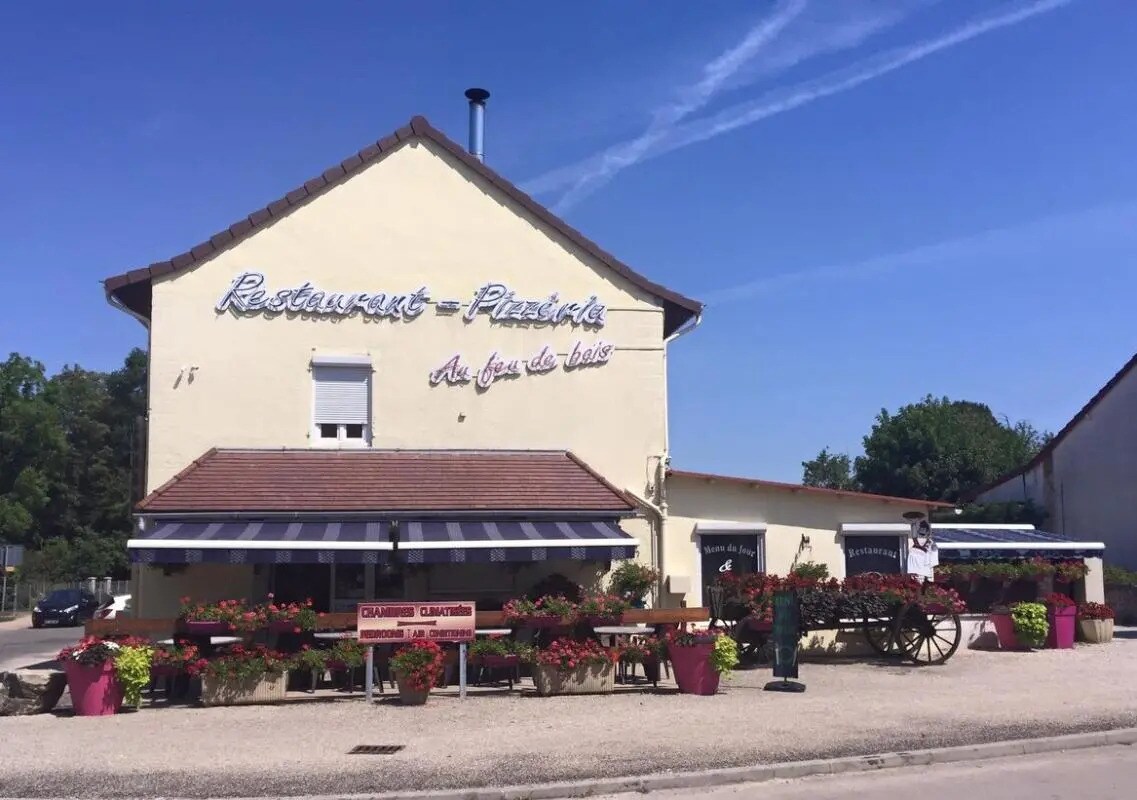 Flex in Chalon-sur-Saône for sale Building Photo- Image 1 of 16