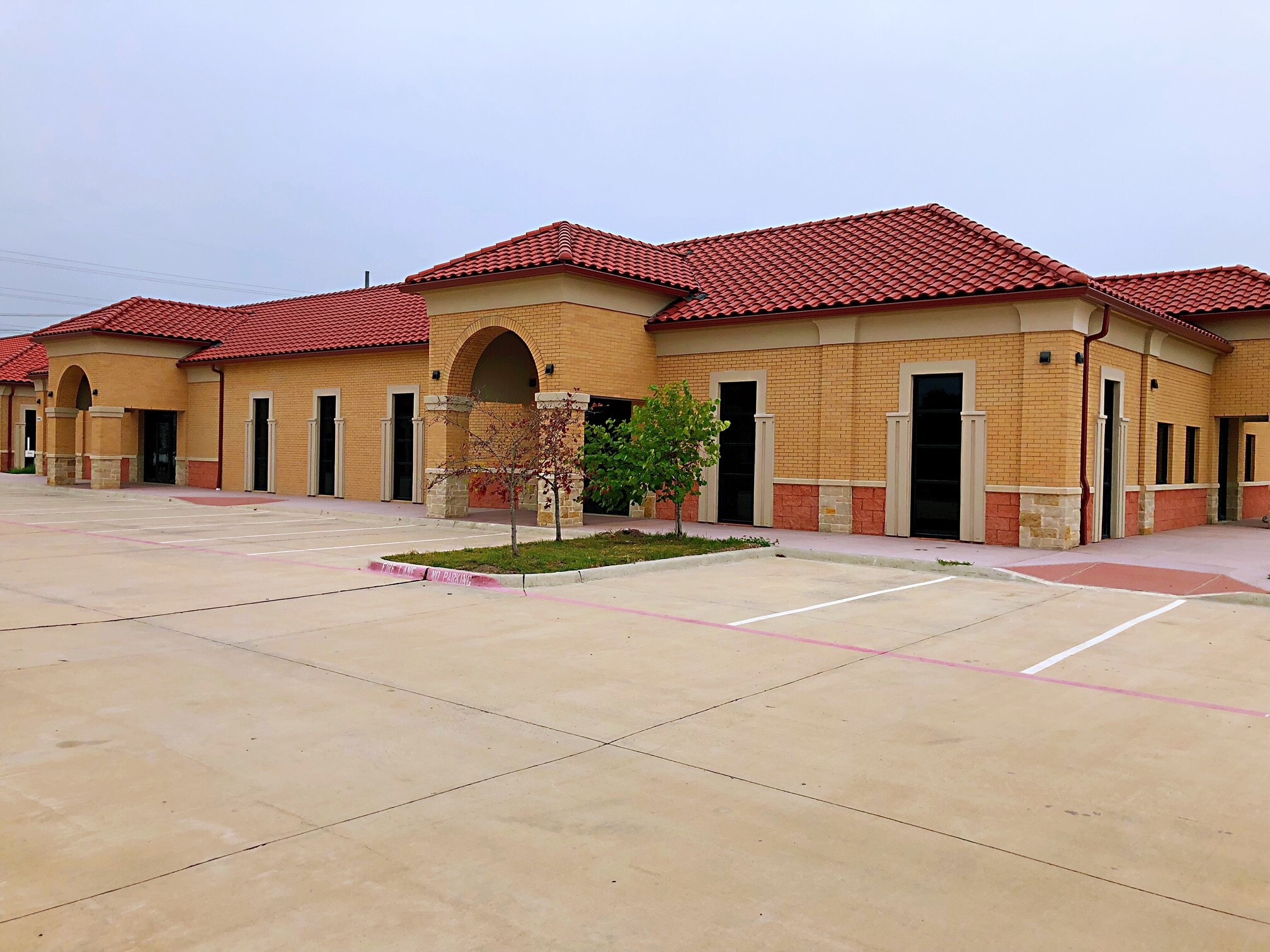 7700 Lakeview Pkwy, Rowlett, TX for lease Building Photo- Image 1 of 4
