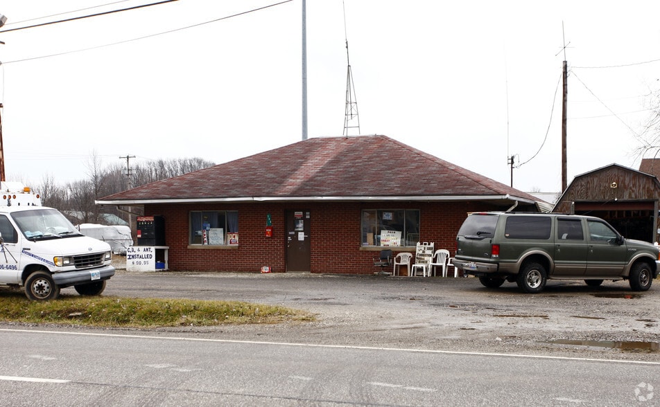 366 Tallmadge Rd, Kent, OH for sale - Primary Photo - Image 1 of 3