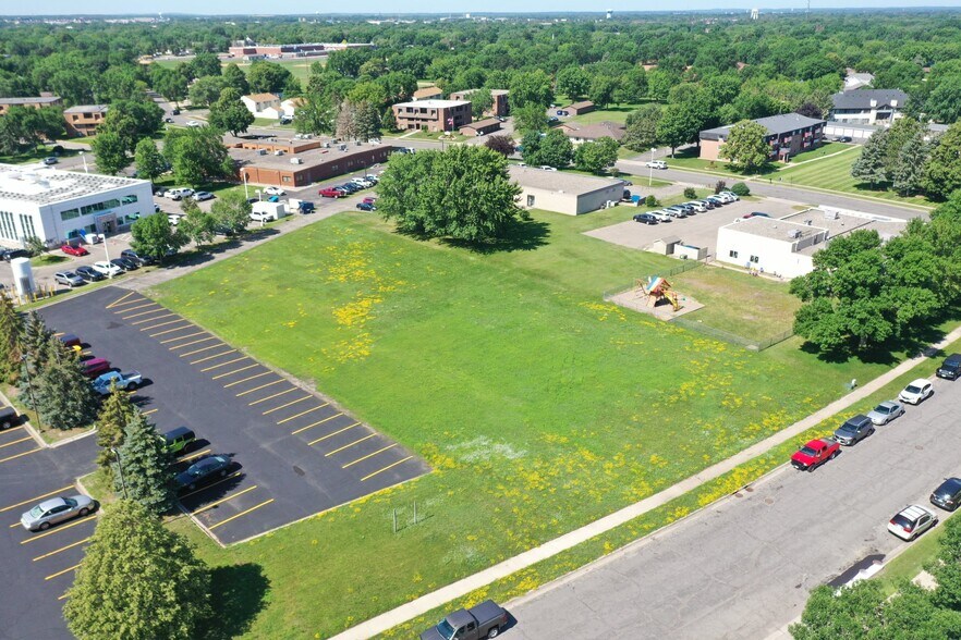 2030 Stearns Way, Saint Cloud, MN à vendre - Aérien - Image 2 de 4