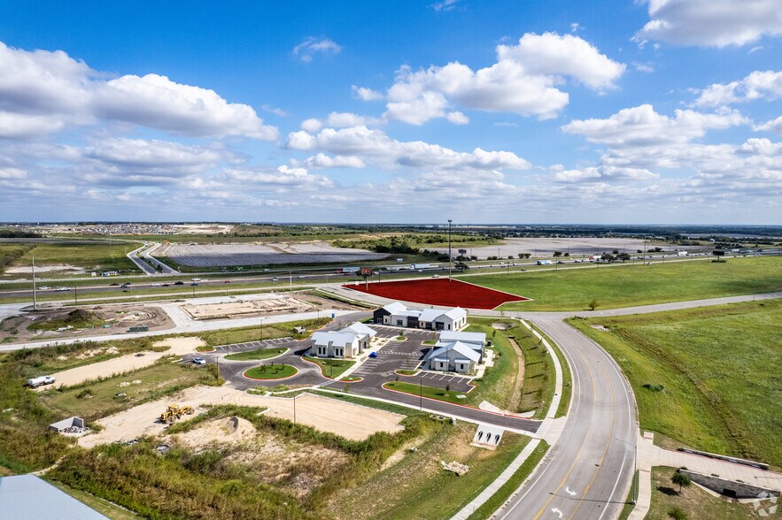SWC IH35 Frontage Rd. S., San Marcos, TX for lease - Building Photo - Image 2 of 4