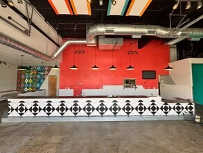 576 Patterson St NW, Salem, OR for lease Building Photo- Image 1 of 28