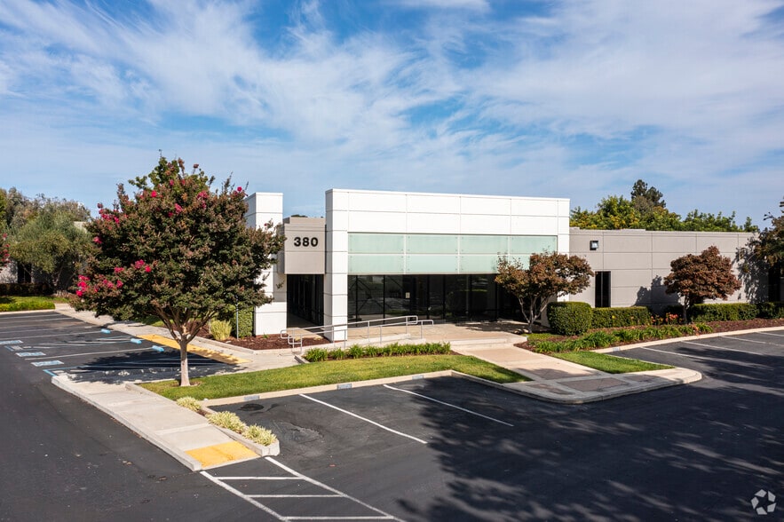 380 N Bernardo Ave, Mountain View, CA for lease - Primary Photo - Image 1 of 6