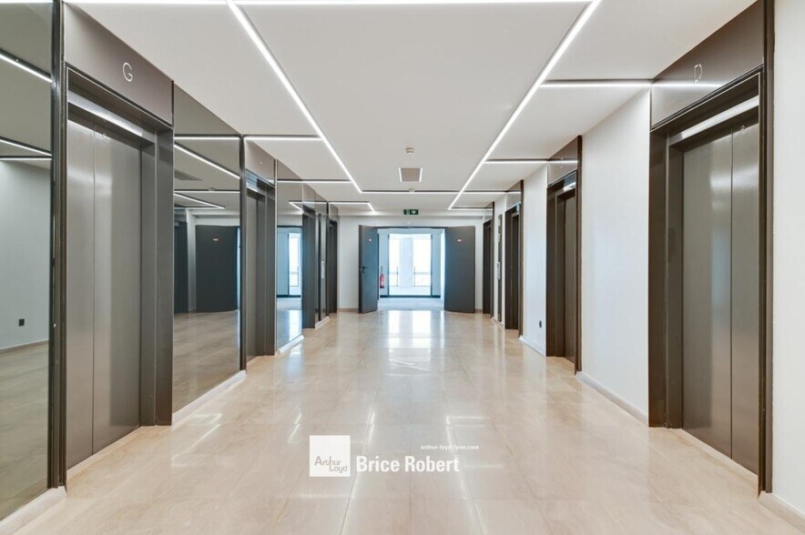 129 Rue Servient, Lyon à louer - Hall d’entrée - Image 2 de 26