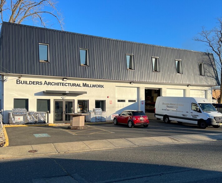 35 Haddon Ave, Shrewsbury, NJ à louer - Photo du bâtiment - Image 2 de 6