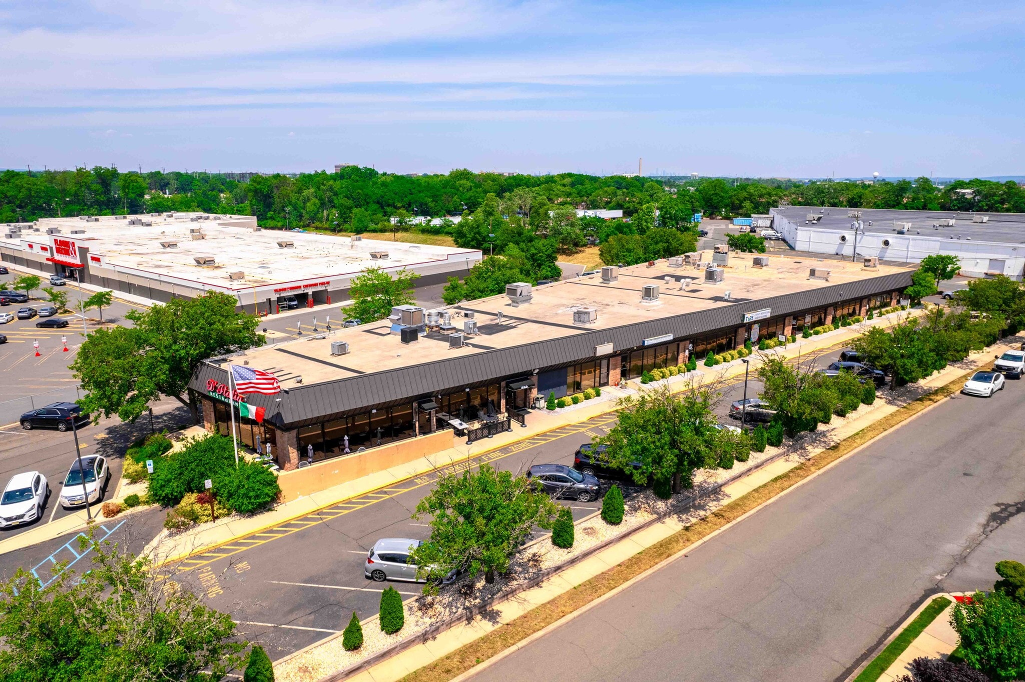 1500 Saint Georges Ave, Avenel, NJ for sale Building Photo- Image 1 of 10