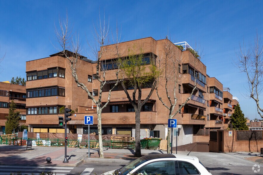Calle París, 2, Pozuelo de Alarcón, Madrid for lease - Building Photo - Image 2 of 3