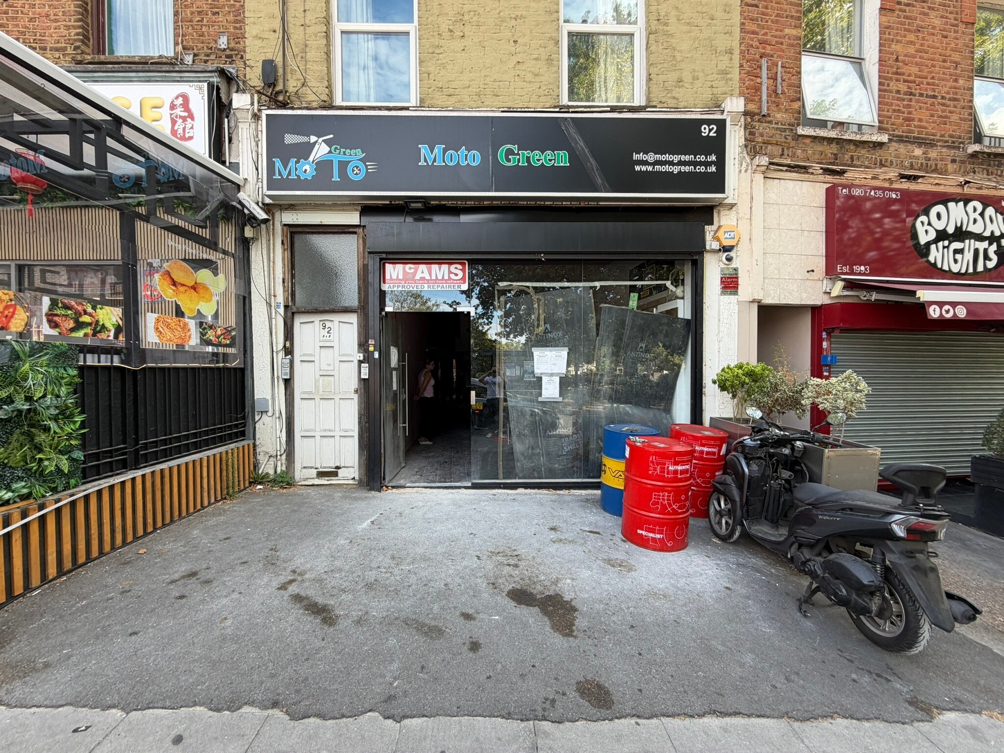 92 Fortune Green Rd, London for lease Interior Photo- Image 1 of 5